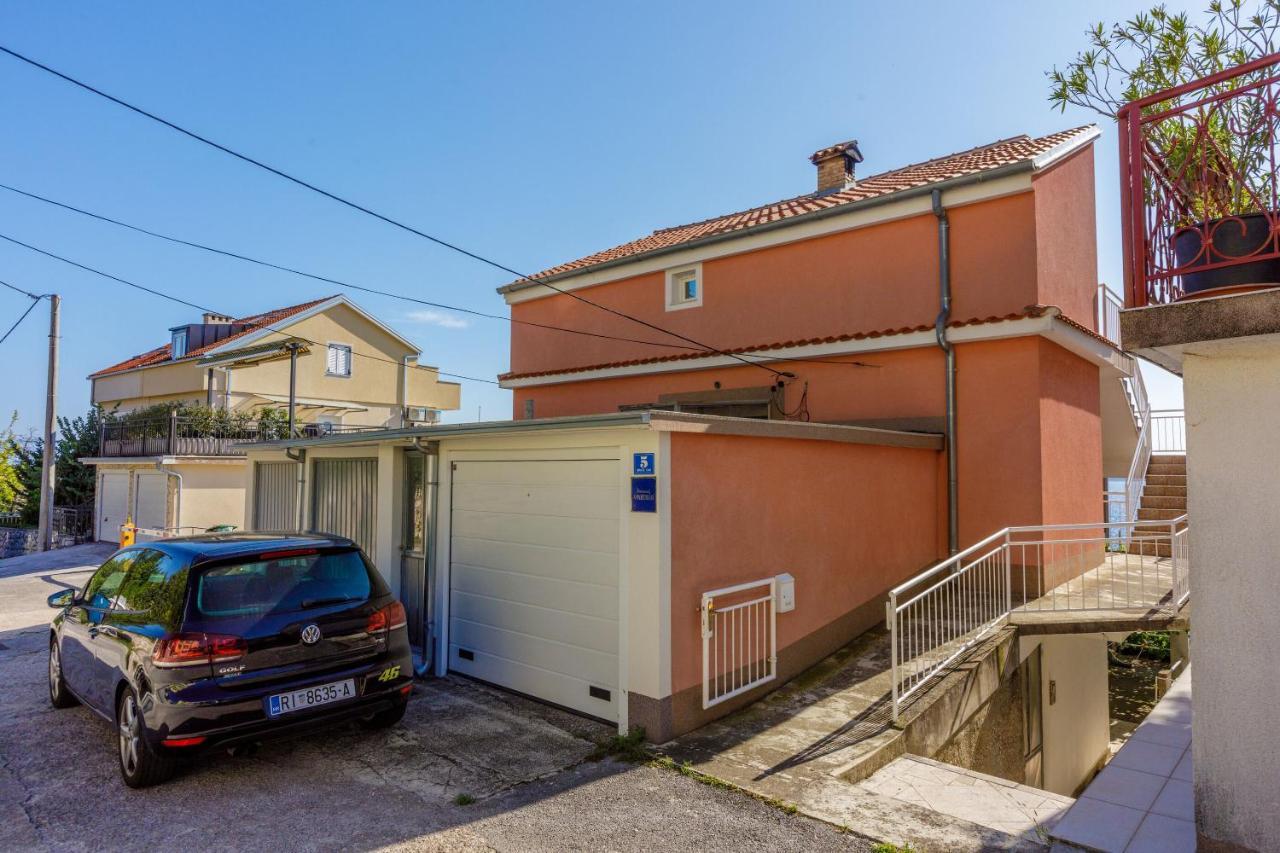 Apartment Davor Dramalj Exterior photo